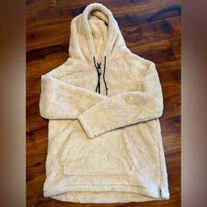 PINK fuzzy hoodie sweatshirt.. EUC.. size S